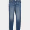 Kurviga High-Rise Medium Wash Super Skinny Jeans