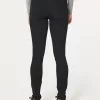 Lågfärgade svarta superskinny jeans