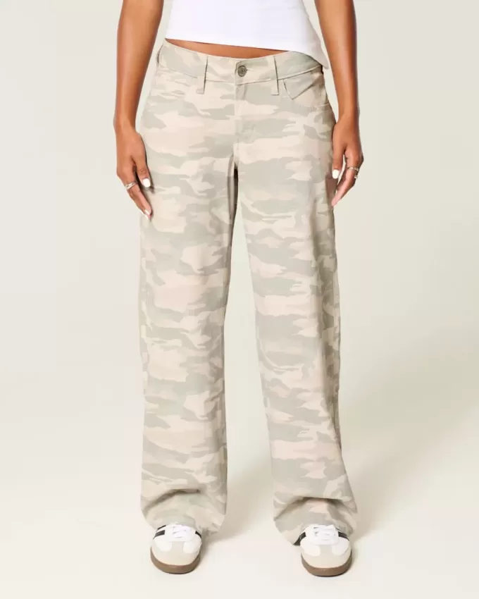 Lågfärgade Y2K Camo Baggy Jeans Lågfärgade Y2K Camo Baggy Jeans