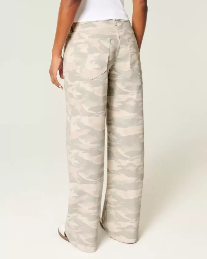 Lågfärgade Y2K Camo Baggy Jeans Lågfärgade Y2K Camo Baggy Jeans