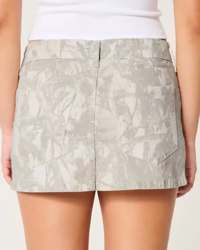 Low-Rise Camo Twill Mini Skort Low-Rise Camo Twill Mini Skort