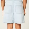 Low-Rise Light Wash Bow Graphic Baggy Jort Low-Rise Light Wash Bow Graphic Baggy Jort