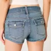 Low-Rise Light Wash Shortie Shorts i denim Low-Rise Light Wash Shortie Shorts i denim