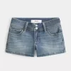 Low-Rise Light Wash Shortie Shorts i denim Low-Rise Light Wash Shortie Shorts i denim