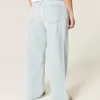 Low-Rise Light Wash Star Broderi Baggy Jeans Low-Rise Light Wash Star Broderi Baggy Jeans