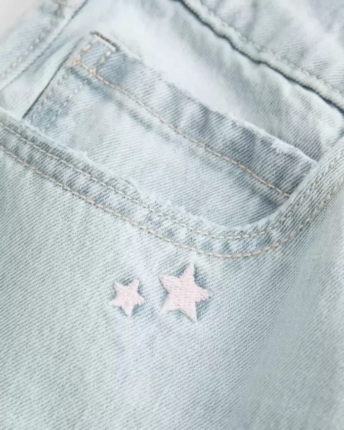Low-Rise Light Wash Star Broderi Baggy Jeans Low-Rise Light Wash Star Broderi Baggy Jeans