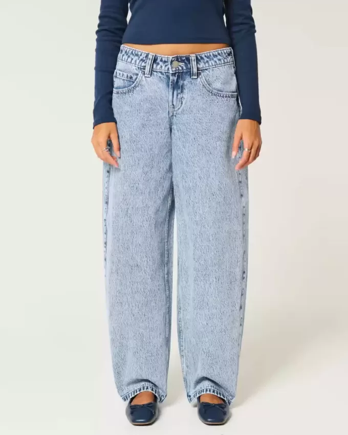 Low-Rise Light Wash Tapered Baggy Jeans Low-Rise Light Wash Tapered Baggy Jeans