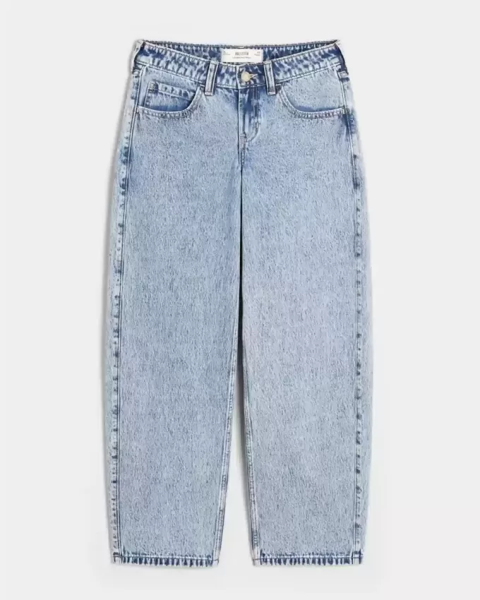 Low-Rise Light Wash Tapered Baggy Jeans Low-Rise Light Wash Tapered Baggy Jeans