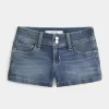 Low-Rise medeltvätt shortie i denim Low-Rise medeltvätt shortie i denim