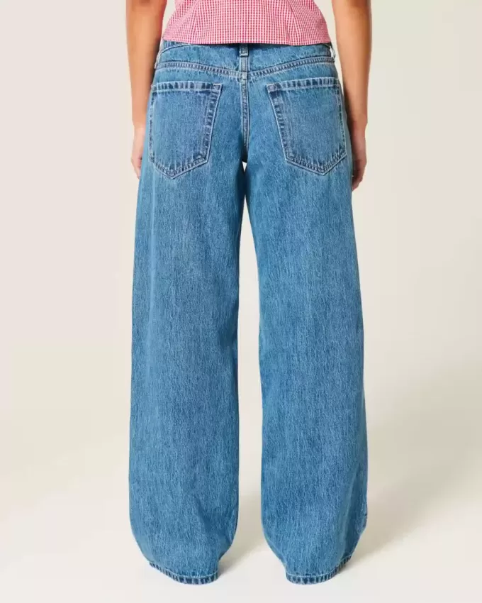 Low-Rise Medium Wash Baggy Jeans Low-Rise Medium Wash Baggy Jeans