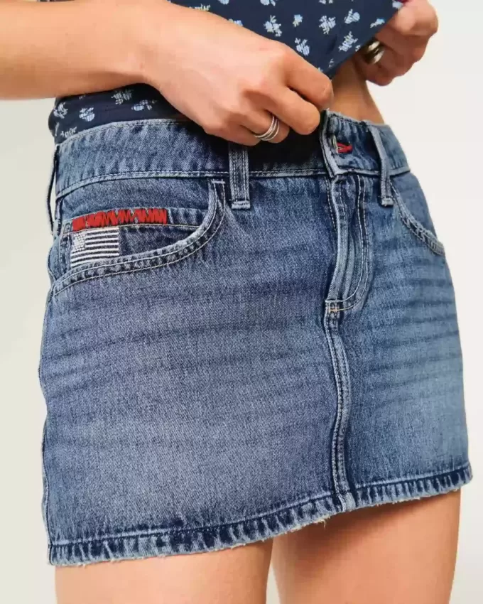 Low-Rise Medium Wash Flag Brodered Denim Mini Skort Low-Rise Medium Wash Flag Brodered Denim Mini Skort