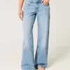 Low-Rise Medium Wash Floral Brodery Baggy Jeans Low-Rise Medium Wash Floral Brodery Baggy Jeans