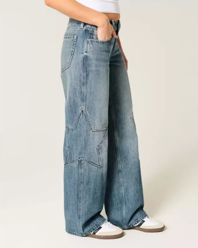 Low-Rise Medium Wash Star Graphic Baggy Jeans Low-Rise Medium Wash Star Graphic Baggy Jeans