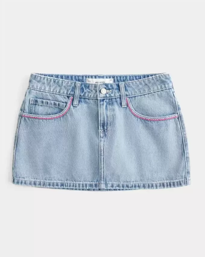 Low-Rise Pink Brodered Light Wash Denim Mini Skort Low-Rise Pink Brodered Light Wash Denim Mini Skort