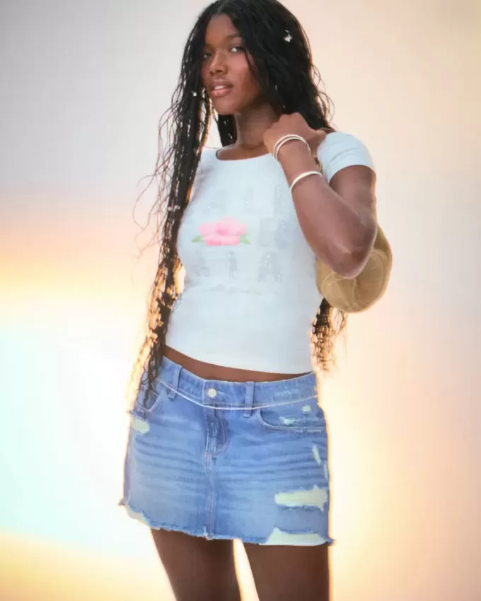 Low-Rise Ripped Dark Wash Denim Mini Skort Low-Rise Ripped Dark Wash Denim Mini Skort