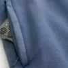 Lös fleeceshorts på mitten av låret