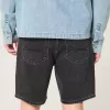 Lösa jeansshorts ovanför knäet Lösa jeansshorts ovanför knäet