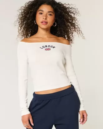 Lätt off-the-shoulder London grafisk t-shirt