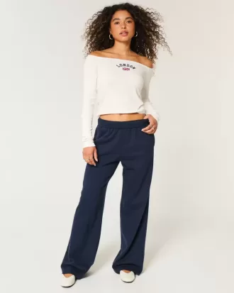 Lätt off-the-shoulder London grafisk t-shirt
