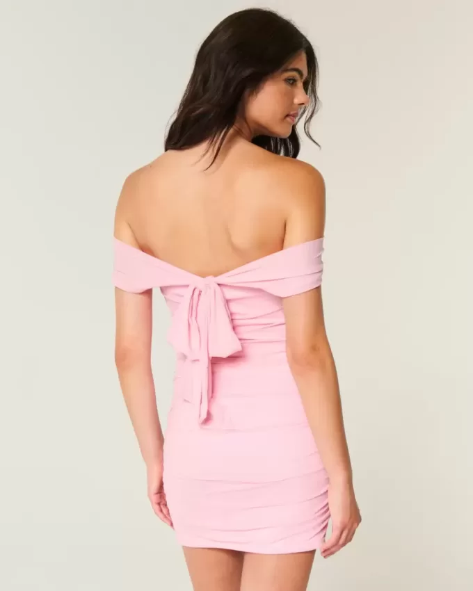 Mesh Off-the-Soulder Bodycon Klänning Mesh Off-the-Soulder Bodycon Klänning