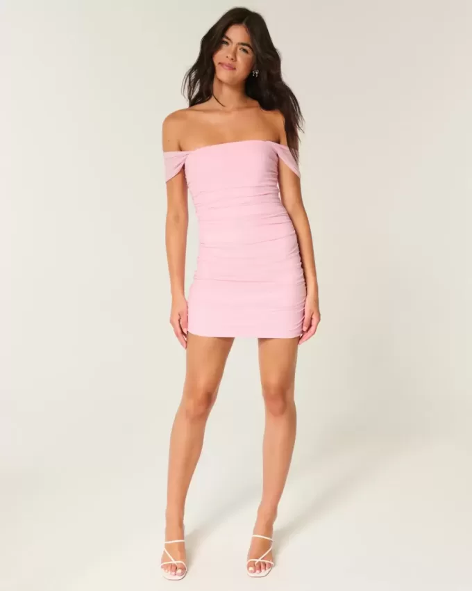 Mesh Off-the-Soulder Bodycon Klänning Mesh Off-the-Soulder Bodycon Klänning