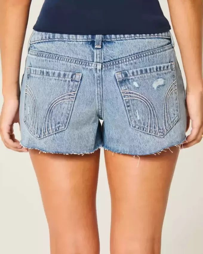 Minishorts i denim med ultralåg höjd Minishorts i denim med ultralåg höjd