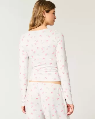 Mysig pyjamastopp i bärmönster