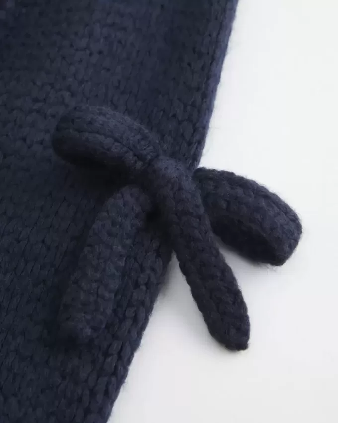 Off-the-Soulder Bow Applique Sweater Off-the-Soulder Bow Applique Sweater