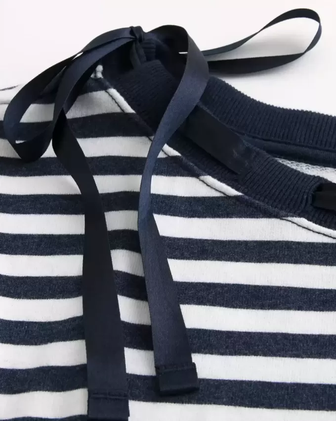 Off-the-Soulder Tie Sweatshirt Off-the-Soulder Tie Sweatshirt