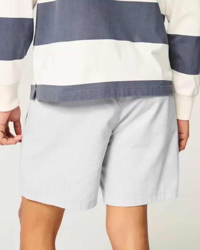 Pådragsshorts i linneblandning på mitten av låret Pådragsshorts i linneblandning på mitten av låret