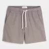 Pådragsshorts i linneblandning på mitten av låret