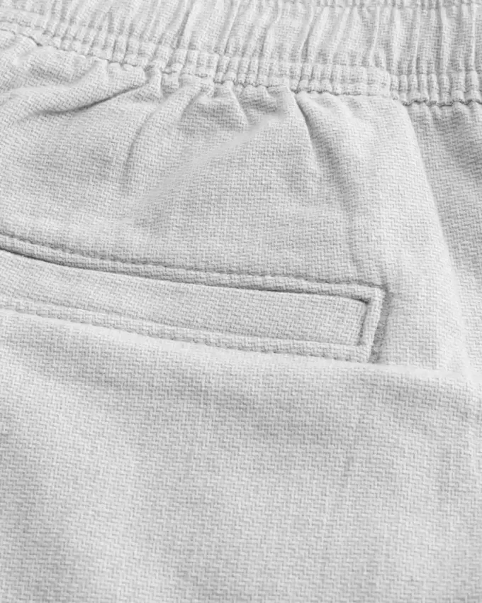 Pådragsshorts i linneblandning på mitten av låret Pådragsshorts i linneblandning på mitten av låret
