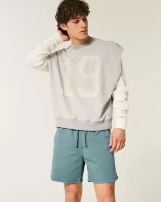 Pull-On Shorts i mitten av låret
