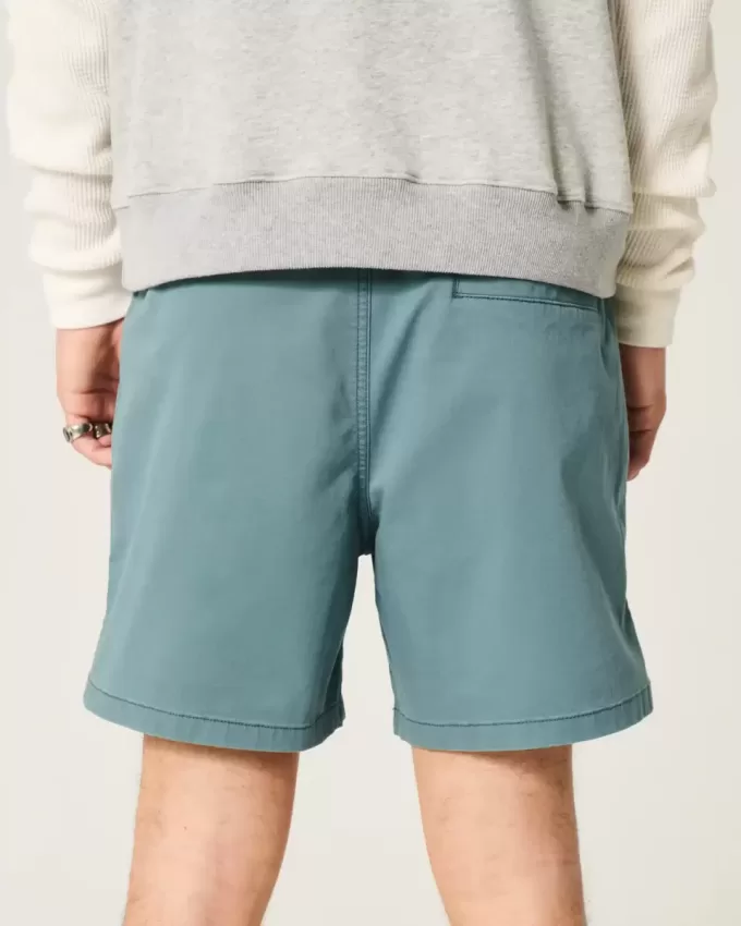Pull-On Shorts i mitten av låret Pull-On Shorts i mitten av låret