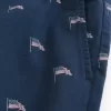 Pull-On Shorts i mitten av låret med amerikansk flagga