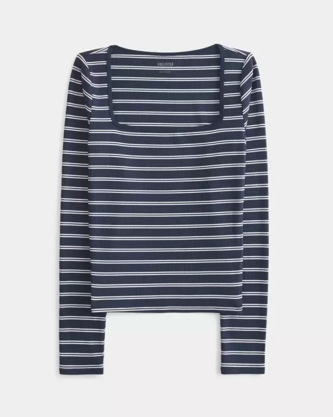 Ribbstickad sömlös topp med fyrkantig hals Ribbstickad sömlös topp med fyrkantig hals