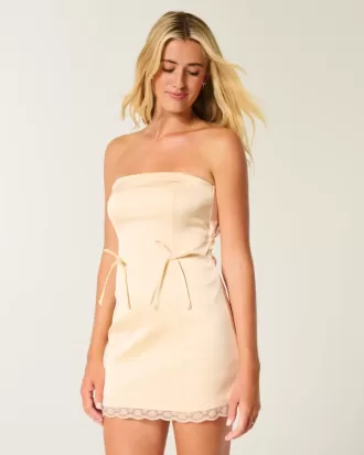 Satin axelbandslös rosett Bodycon Klänning