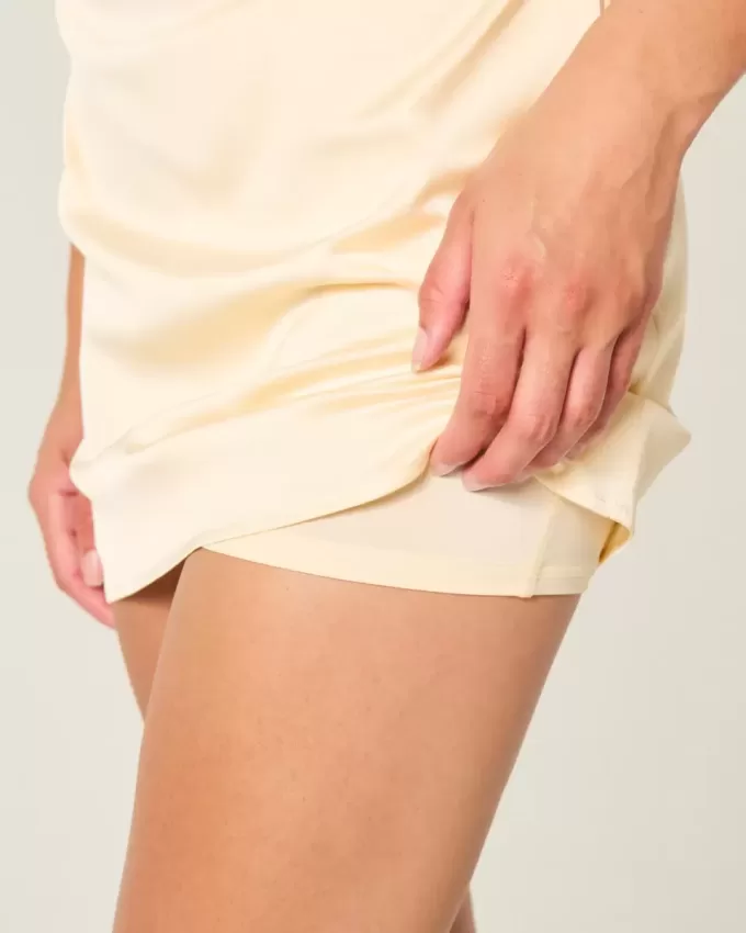 Satin Back Bow Bodycon Klänning Satin Back Bow Bodycon Klänning