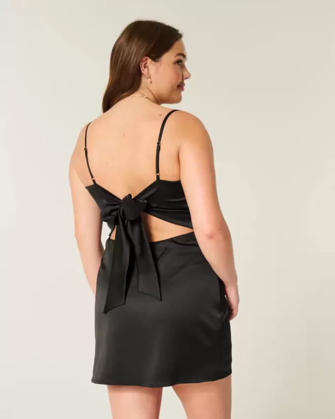 Satin Back Bow Bodycon Klänning Satin Back Bow Bodycon Klänning