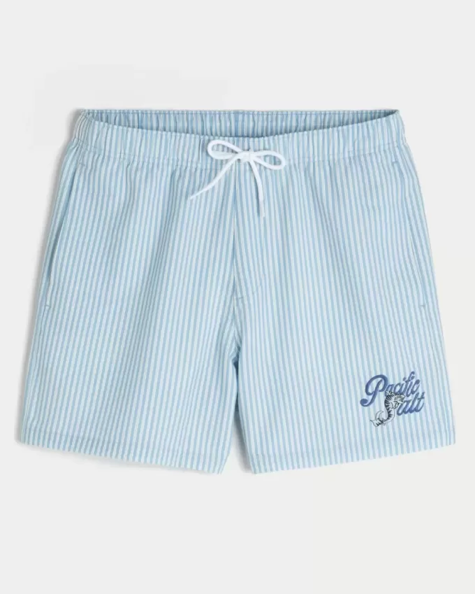 Seersucker volley badshorts på mitten av låret Seersucker volley badshorts på mitten av låret