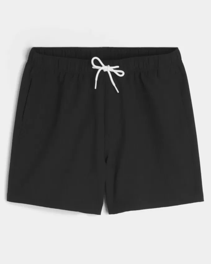 Seersucker volley badshorts på mitten av låret Seersucker volley badshorts på mitten av låret