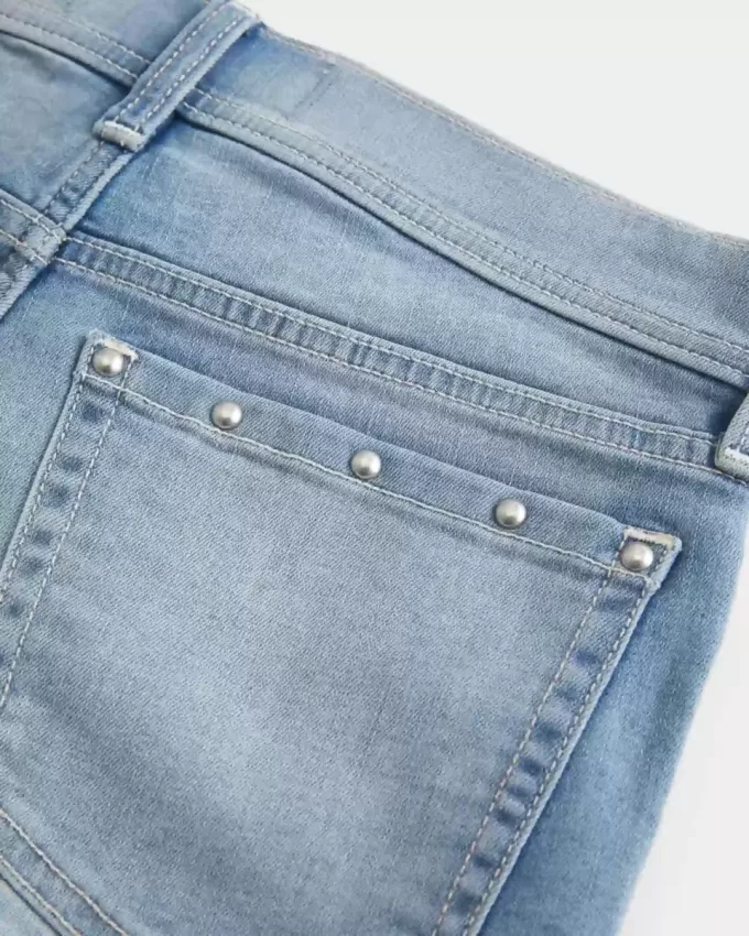 Shorts-shorts i denim med dubb i medeltvätt med låg höjd