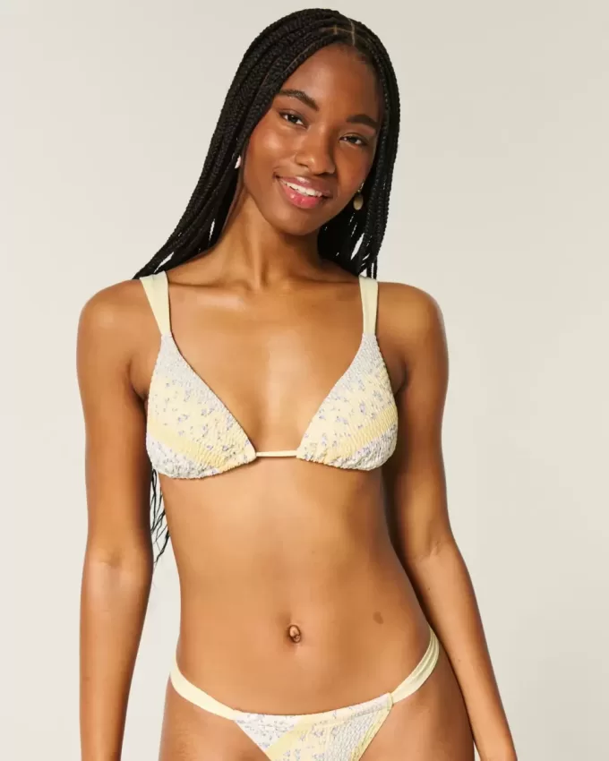 Smocked Over-the-Soulder Triangel Bikinitopp Smocked Over-the-Soulder Triangel Bikinitopp
