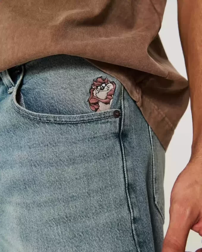 Taz Graphic Medium Wash Super Baggy jeansshorts