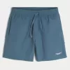 Trackshorts i nylon över knäet Trackshorts i nylon över knäet