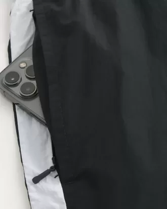Trackshorts i nylon över knäet