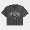 Tungvikt Baggy Crop Detroit Grafisk fotboll T-shirt Tungvikt Baggy Crop Detroit Grafisk fotboll T-shirt
