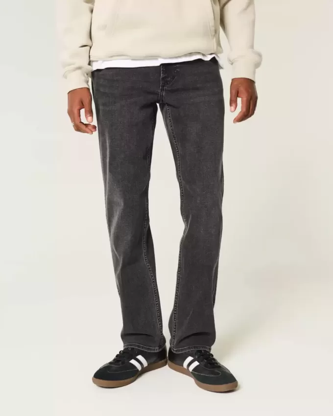 Tvättade svarta raka jeans Tvättade svarta raka jeans