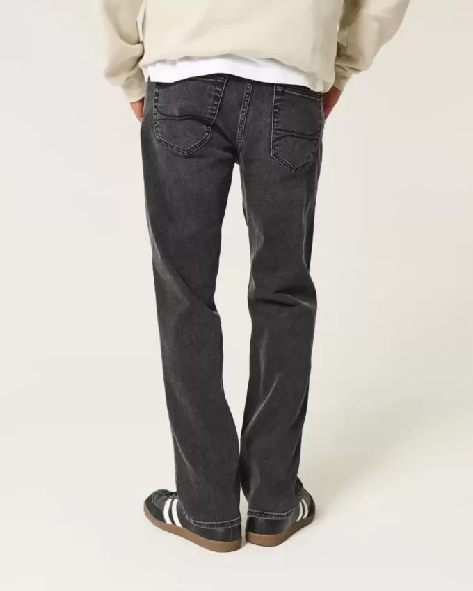 Tvättade svarta raka jeans Tvättade svarta raka jeans