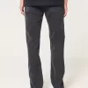 Tvättade svarta slimmade raka jeans Tvättade svarta slimmade raka jeans